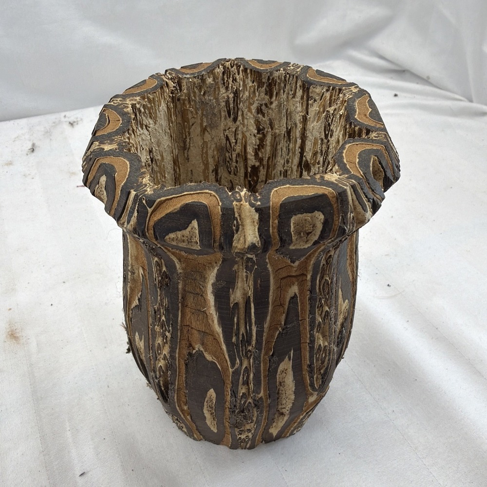 wood‎ carving decor